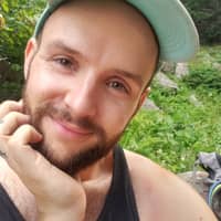 Sitter Profile Image: Brandelion C.