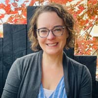 Sitter Profile Image: Crystal F.