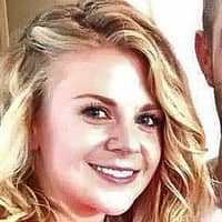 Sitter Profile Image: Lindsey B.