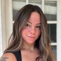 Sitter Profile Image: Analis A.