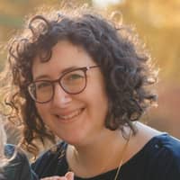 Sitter Profile Image: Emily E.