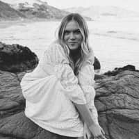 Sitter Profile Image: Abigail Z.