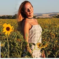 Sitter Profile Image: Laci A.