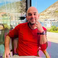 Sitter Profile Image: Sylvain C.