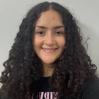 Sitter Profile Image: Evelynn G.