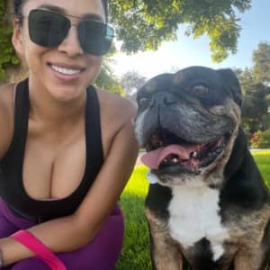 Sitter Profile Image: Angie D.