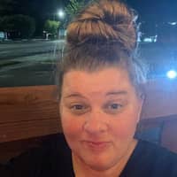 Sitter Profile Image: Laura P.