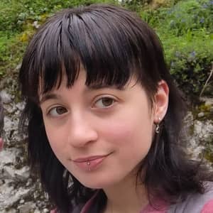 Sitter Profile Image: Lucía D.