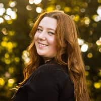 Sitter Profile Image: Isabella H.