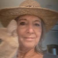 Sitter Profile Image: Lindy O.