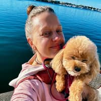 Sitter Profile Image: Caitlin L.