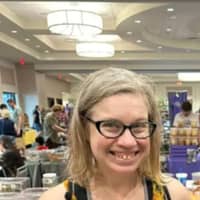 Sitter Profile Image: Lisa F.