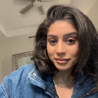 Sitter Profile Image: Simone S.