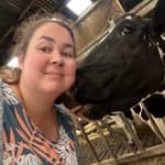 Sitter Profile Image: Ellen V.