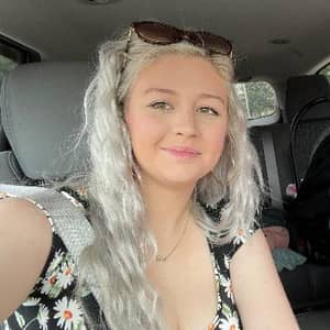 Sitter Profile Image: Aspen N.