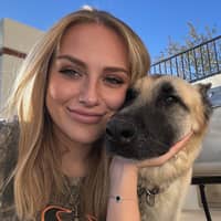 Sitter Profile Image: Alexis P.