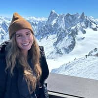 Sitter Profile Image: Hannah S.