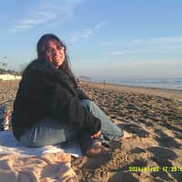 Sitter Profile Image: Reyna T.