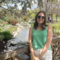 Sitter Profile Image: Emily S.