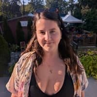 Sitter Profile Image: Alexis S.