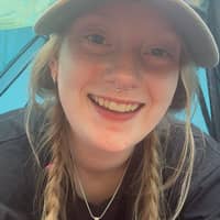 Sitter Profile Image: Grace K.