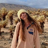 Sitter Profile Image: Alexandra S.