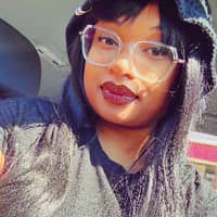 Sitter Profile Image: Malia W.