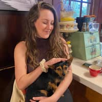 Sitter Profile Image: Julia C.