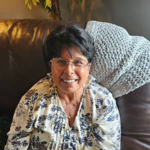 Sitter Profile Image: Deborah B.