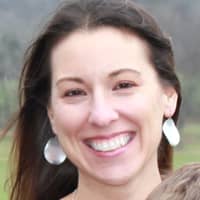 Sitter Profile Image: Lynda T.