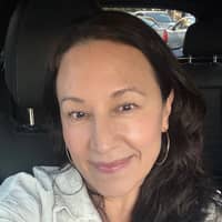 Sitter Profile Image: Flor R.