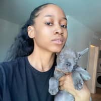 Sitter Profile Image: Amari W.