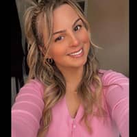 Sitter Profile Image: Salina G.