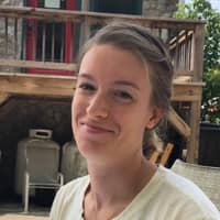 Sitter Profile Image: Lauren W.