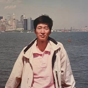 Sitter Profile Image: Sung W.