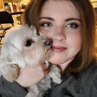 Sitter Profile Image: Abigail C.