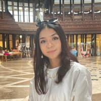 Sitter Profile Image: luisa v.