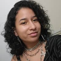 Sitter Profile Image: STEPHANIE F.