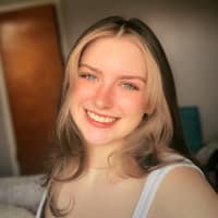 Sitter Profile Image: Elizabeth C.