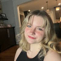 Sitter Profile Image: Elizabeth C.