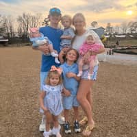 Sitter Profile Image: Lindsay W.