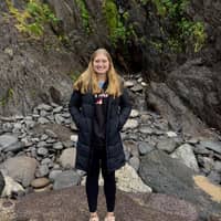 Sitter Profile Image: Elizabeth R.