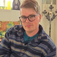 Sitter Profile Image: Casey M.