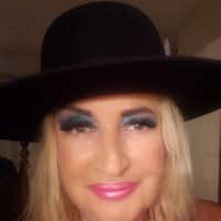 Sitter Profile Image: Lana S.