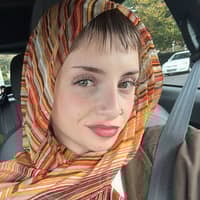 Sitter Profile Image: Ella F.