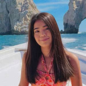 Sitter Profile Image: Vanessa P.