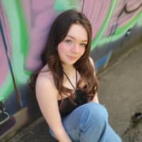 Sitter Profile Image: Ariana Q.