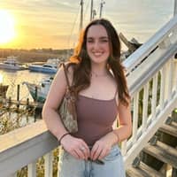 Sitter Profile Image: Olivia N.