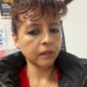 Sitter Profile Image: Gloria P.