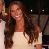 Sitter Profile Image: Maria W.